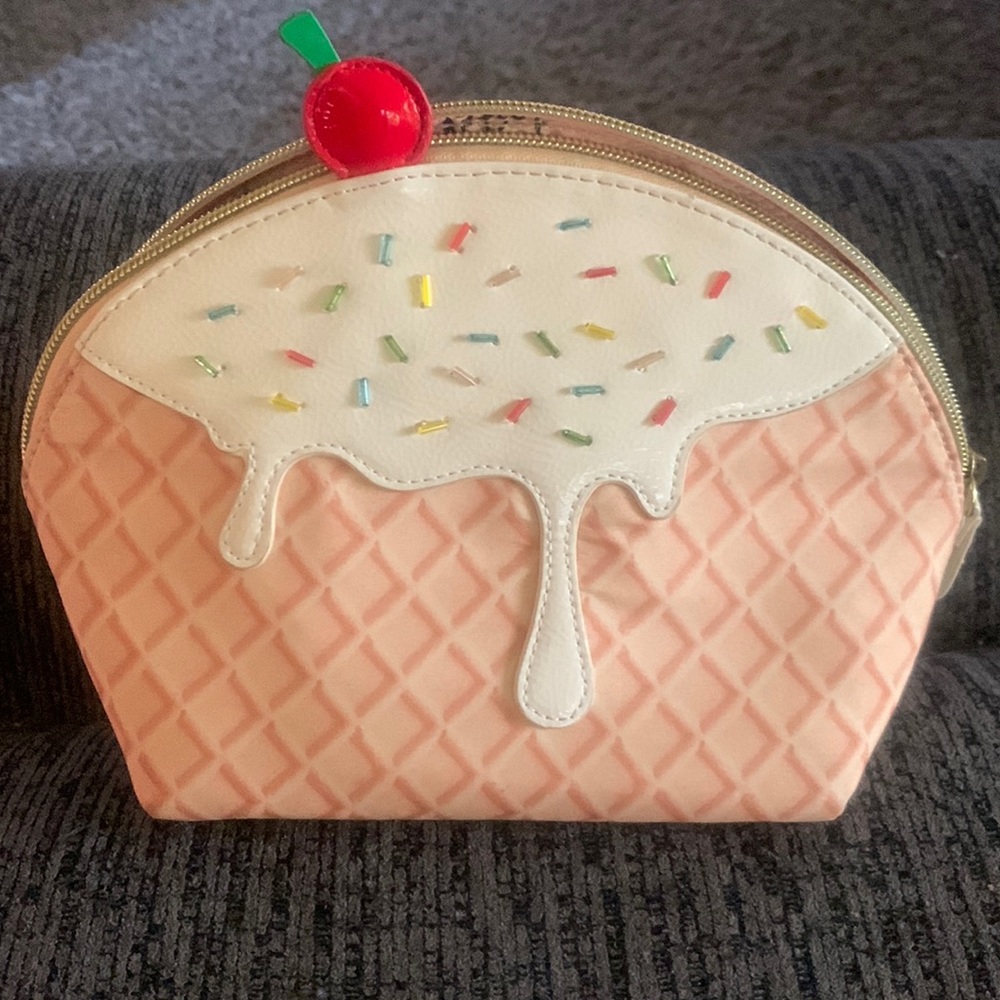 Betsey Johnson ice cream cone makeup bag